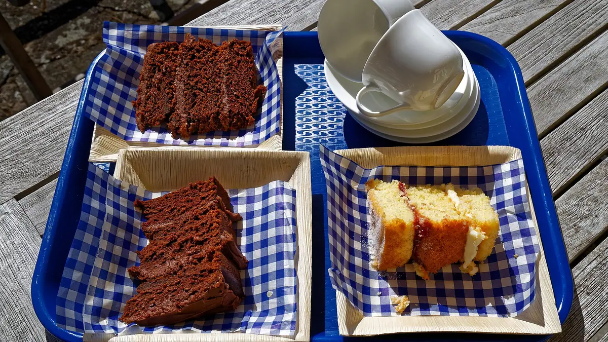 Kirty's Cakes & Bakes – cake shop in Mountain Ash town centre